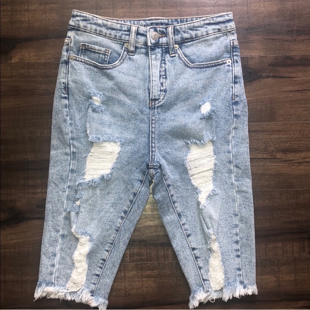 Wild Fable HighRise Destructed Long Jean Shorts 💙